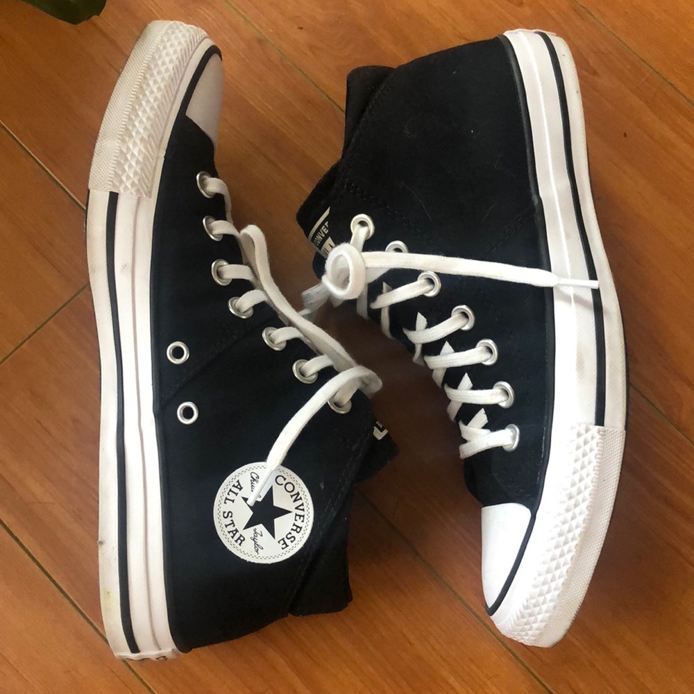 Mid Top Women’s Converse